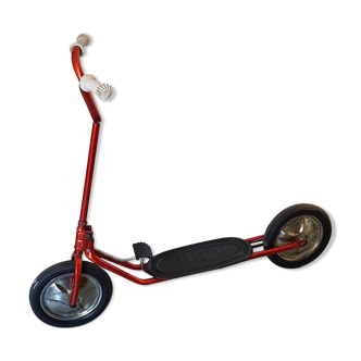 Sixties pedal scooter