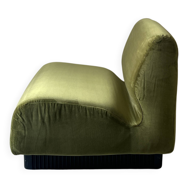 Chauffeuse en velours vert olive Slipper Chair Herman Miller USA 1970