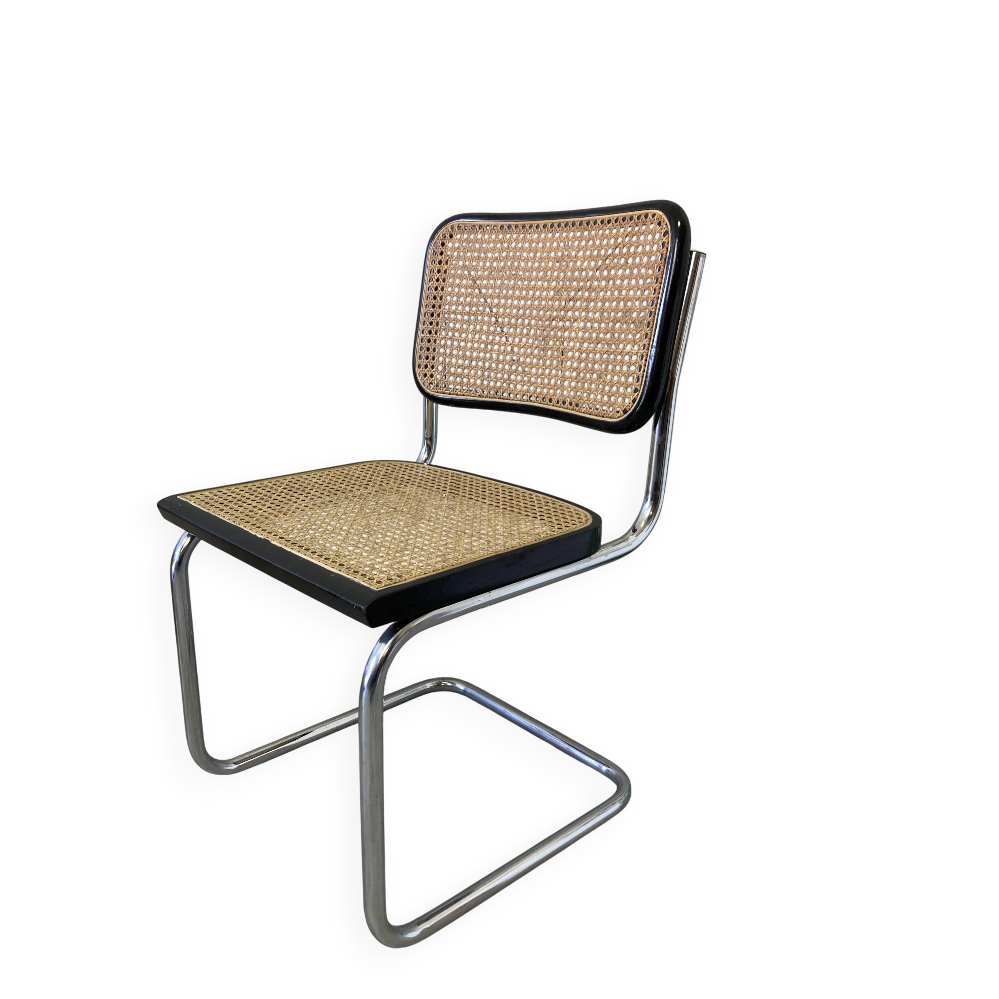 Chaise B32 noire Breuer