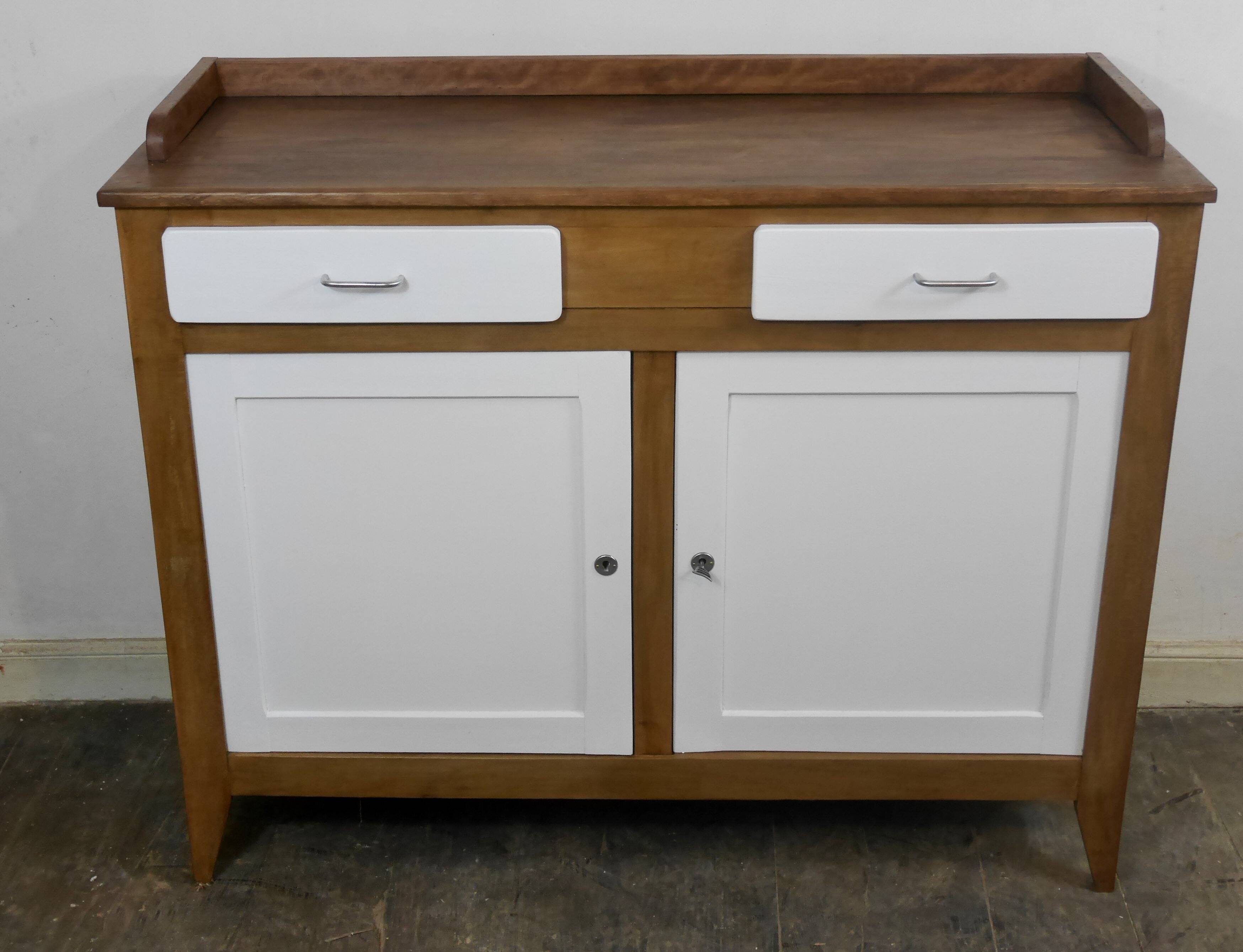 Parisian buffet wood kitchen