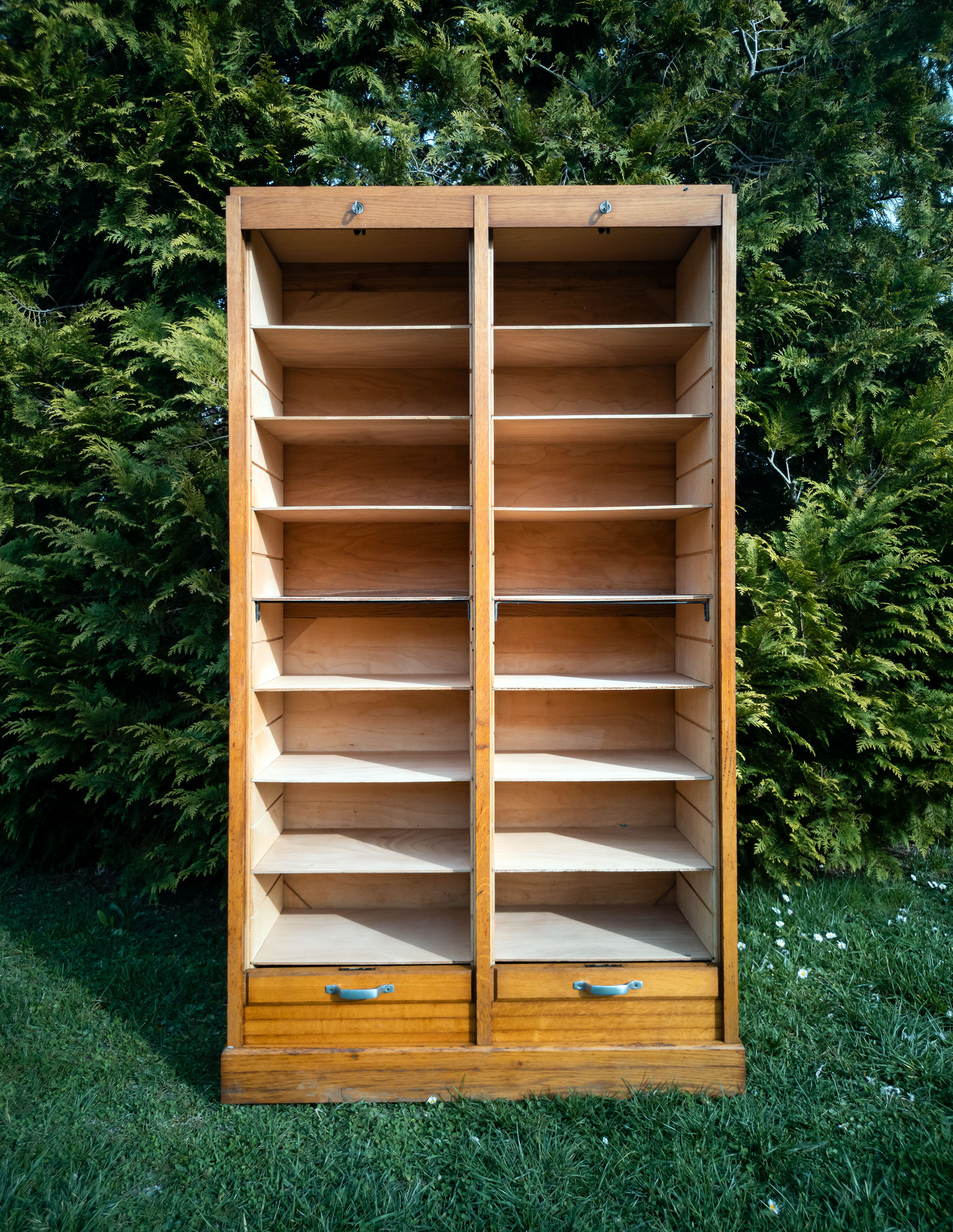 double curtain binder, year 50, light oak