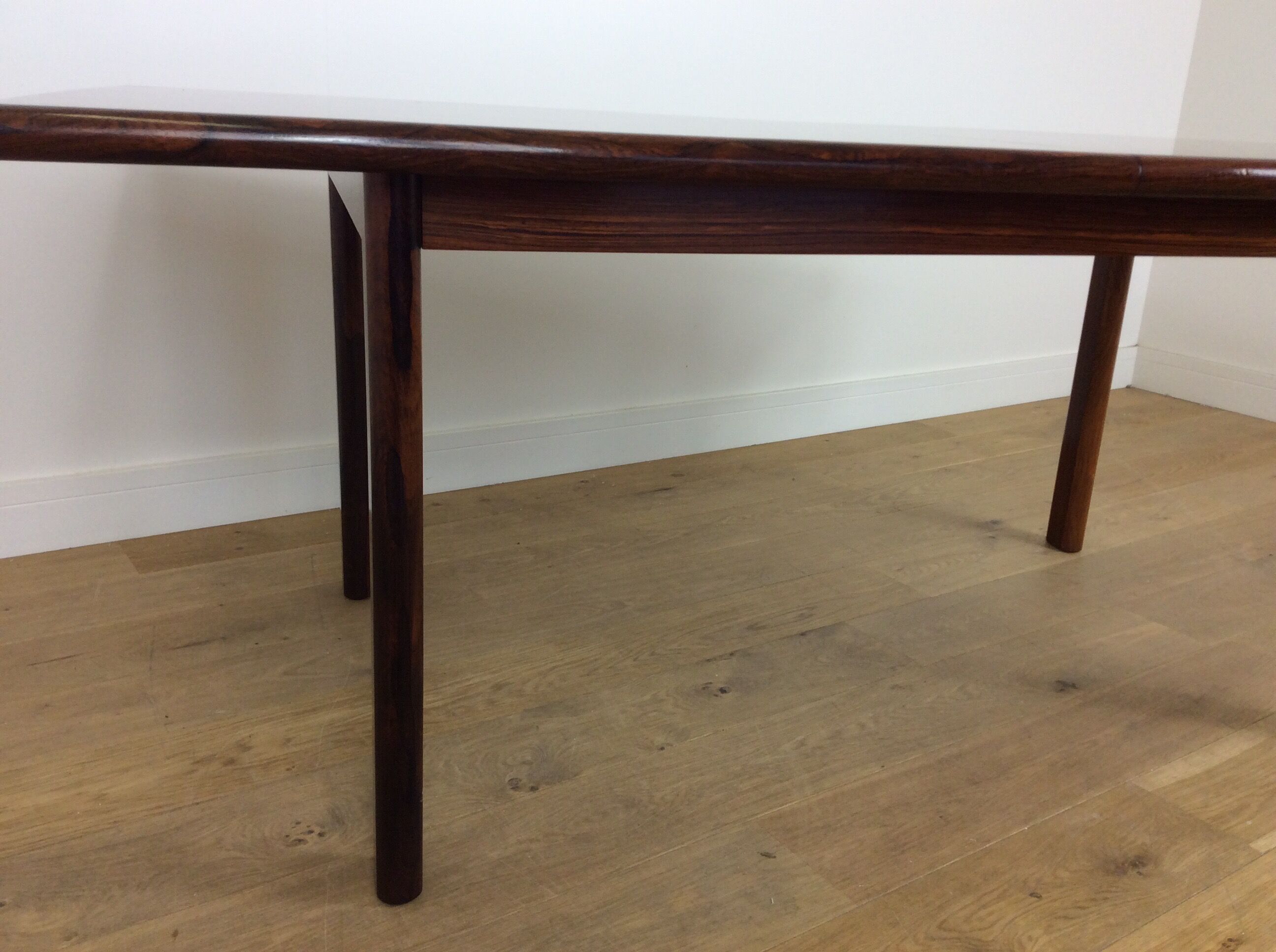 Mid century extendable dining table