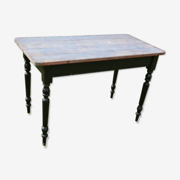 Old table