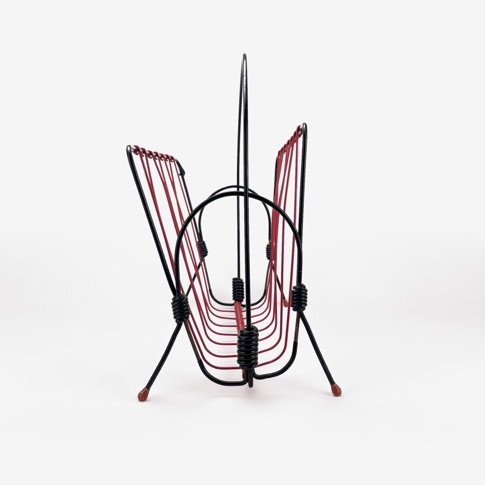 Vintage red metal and scoubidou thread magazine holder