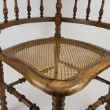 Chaise d'angle en bois et cannage