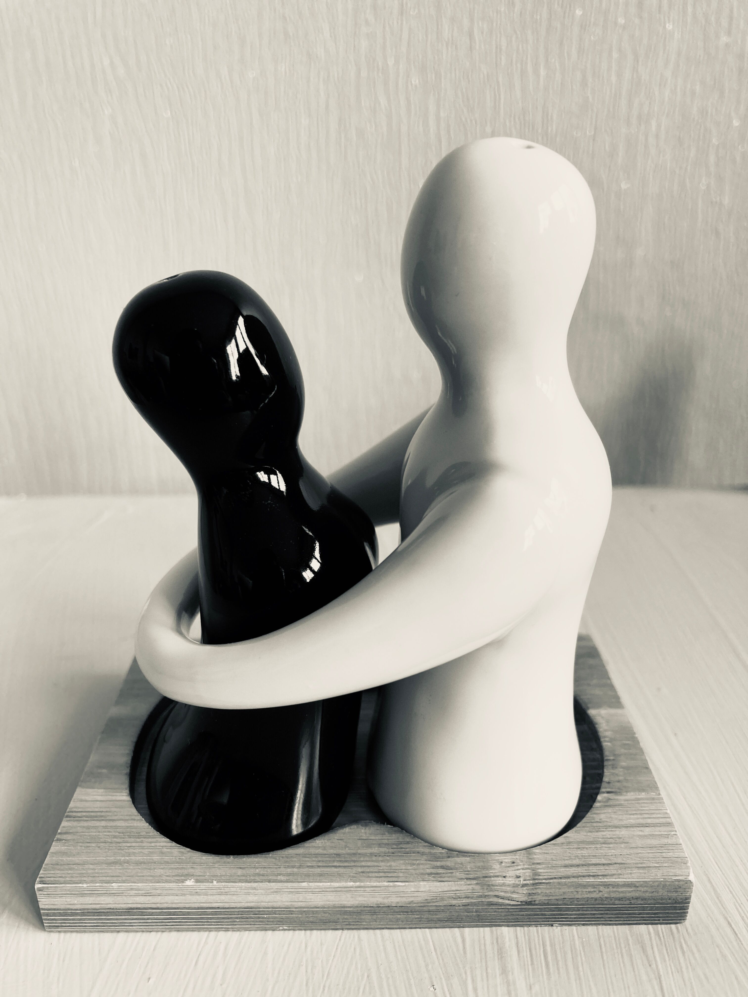 Tasty Love salt and pepper shaker