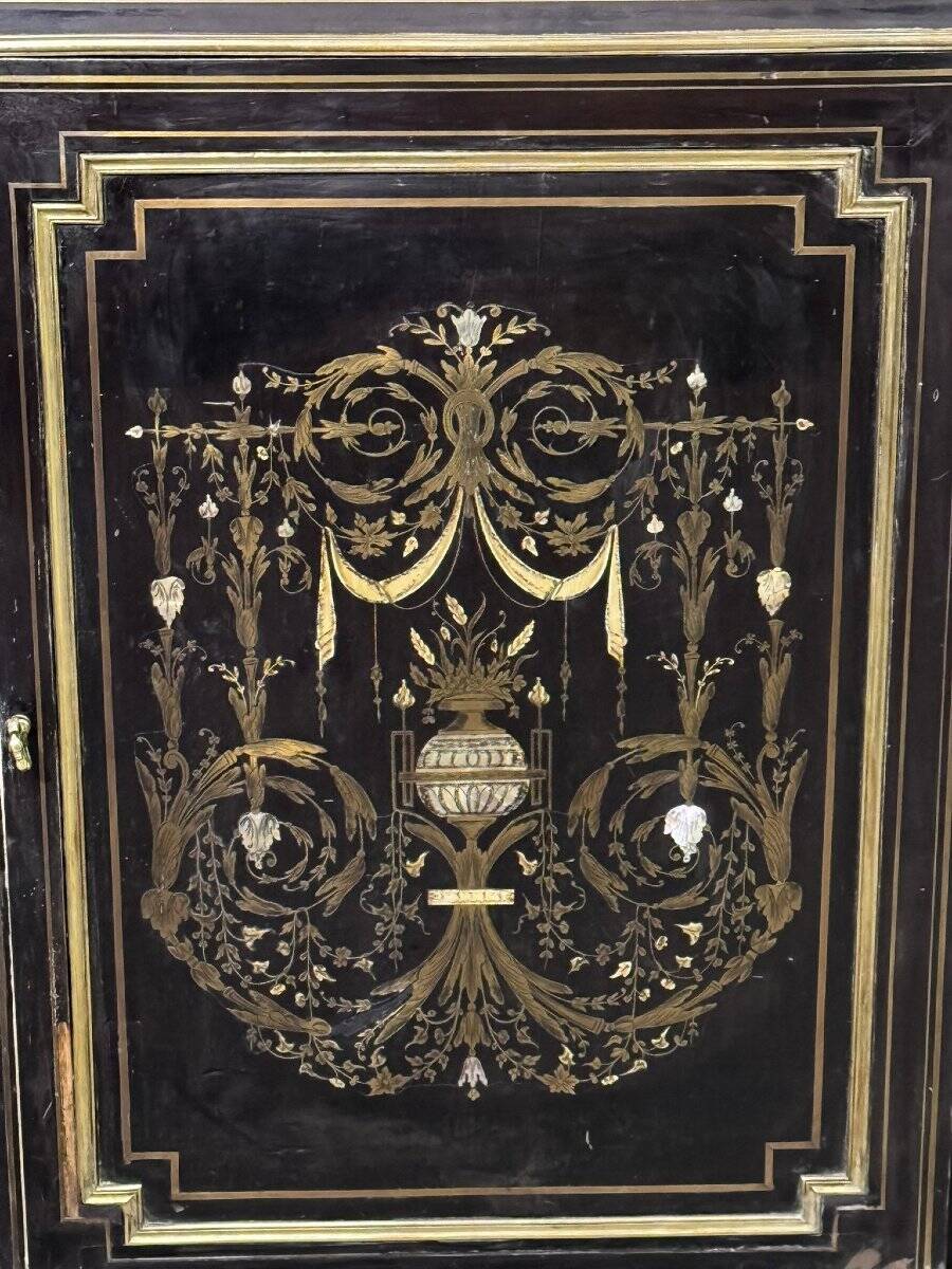 "Boulle" furniture with a support height in gilded brass marquetry from the Napoleonic era.