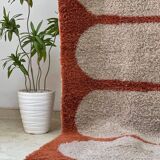 Traditional hand-woven Beni Ouraine rug, size 150 x 250 cm