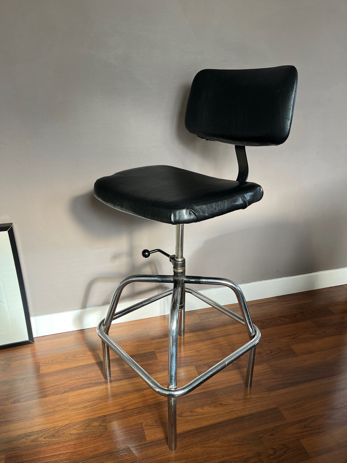 Industrial chair Laboratory