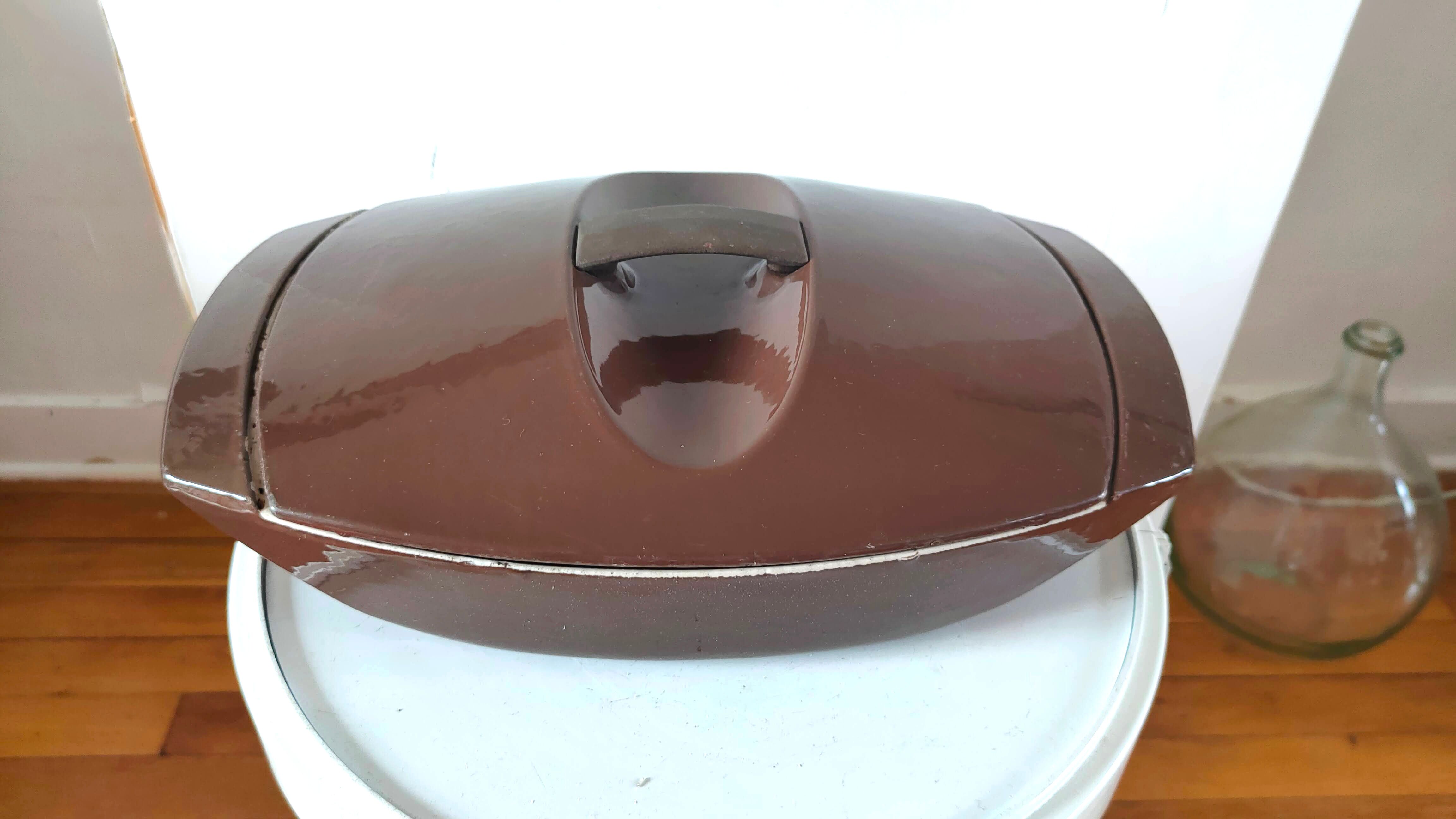 Raymond Loewy design casserole for Le Creuset