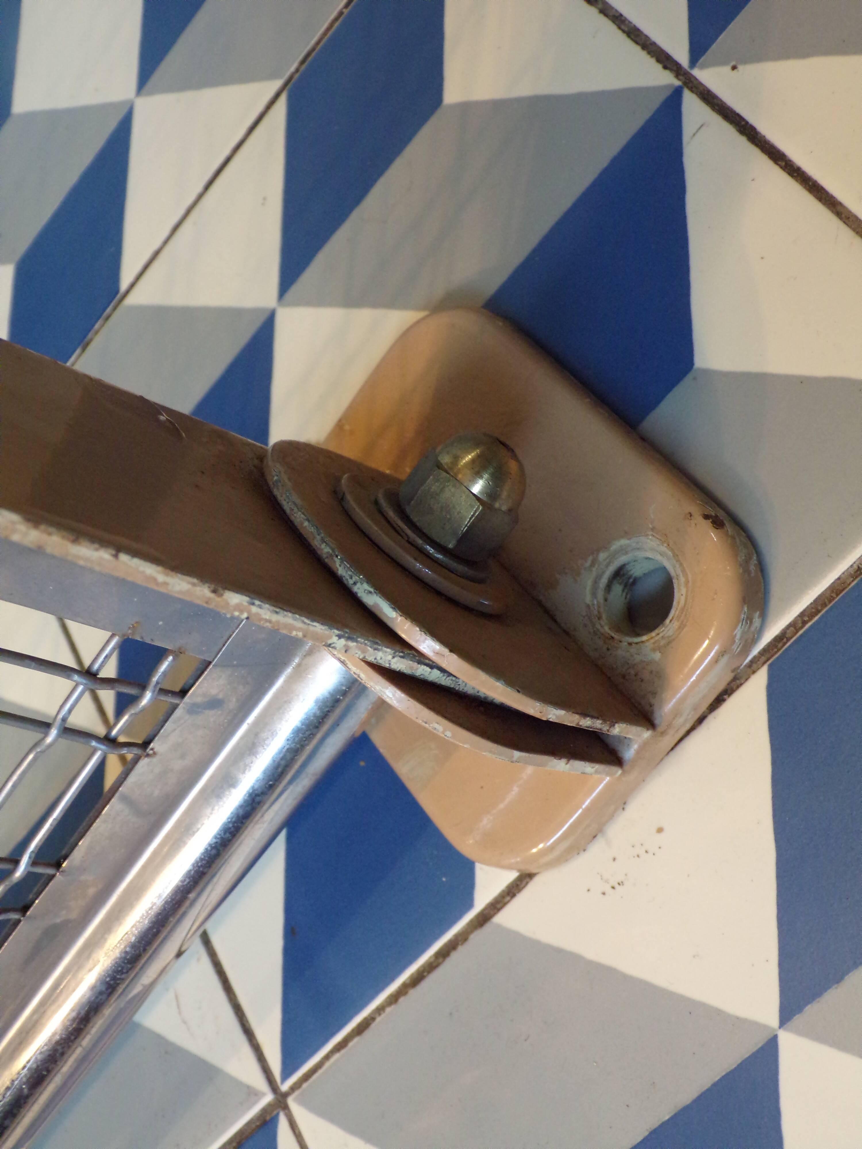 108cm folding train luggage rack