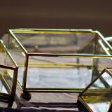 4 anciennes boites à bijoux en verre, laiton et miroir