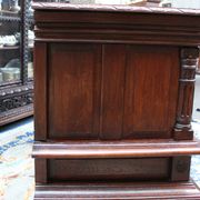 Chest of drawers eighteenth century