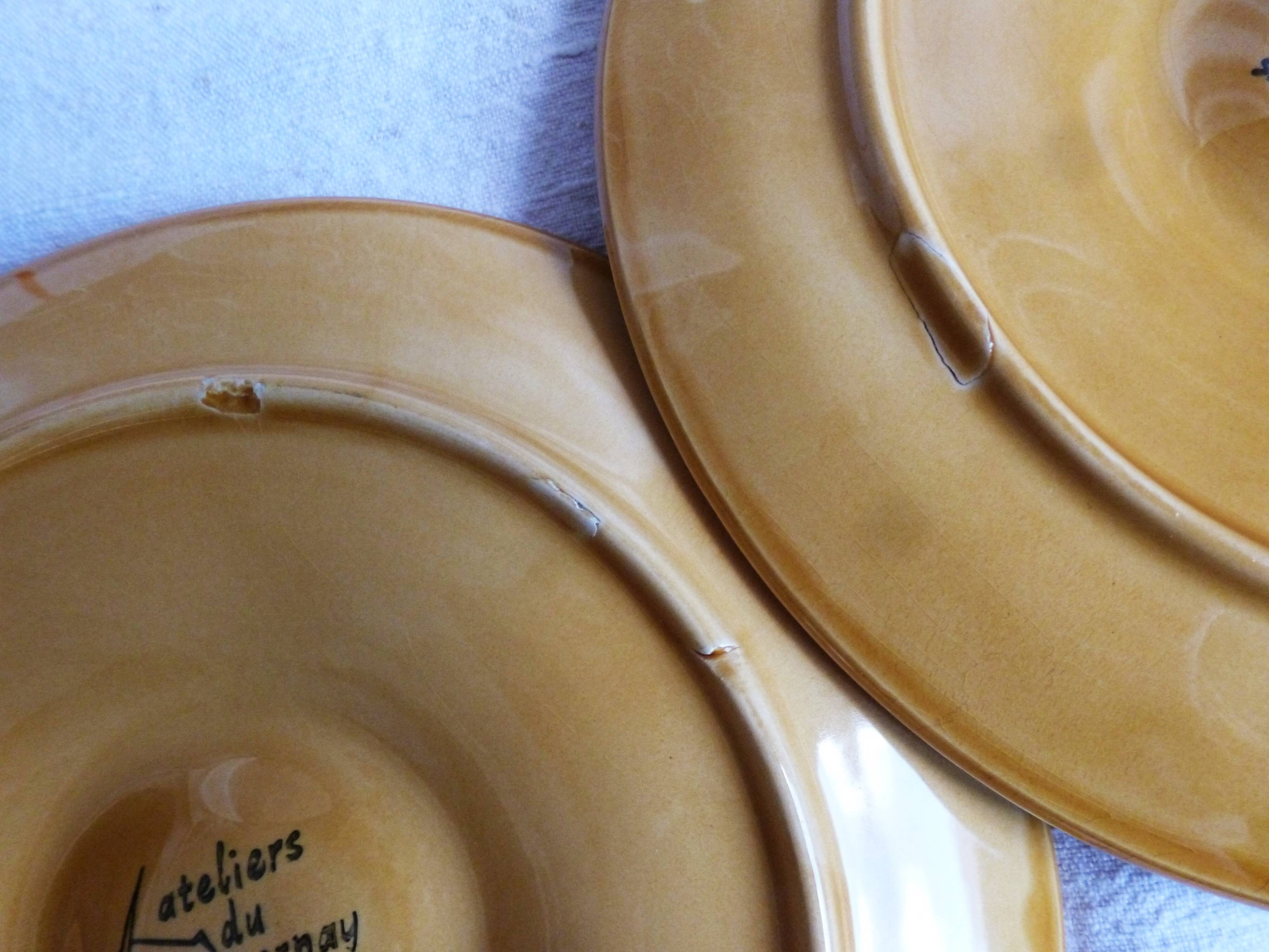 Sarreguemines oyster plates, Christmas plates, seafood plates.