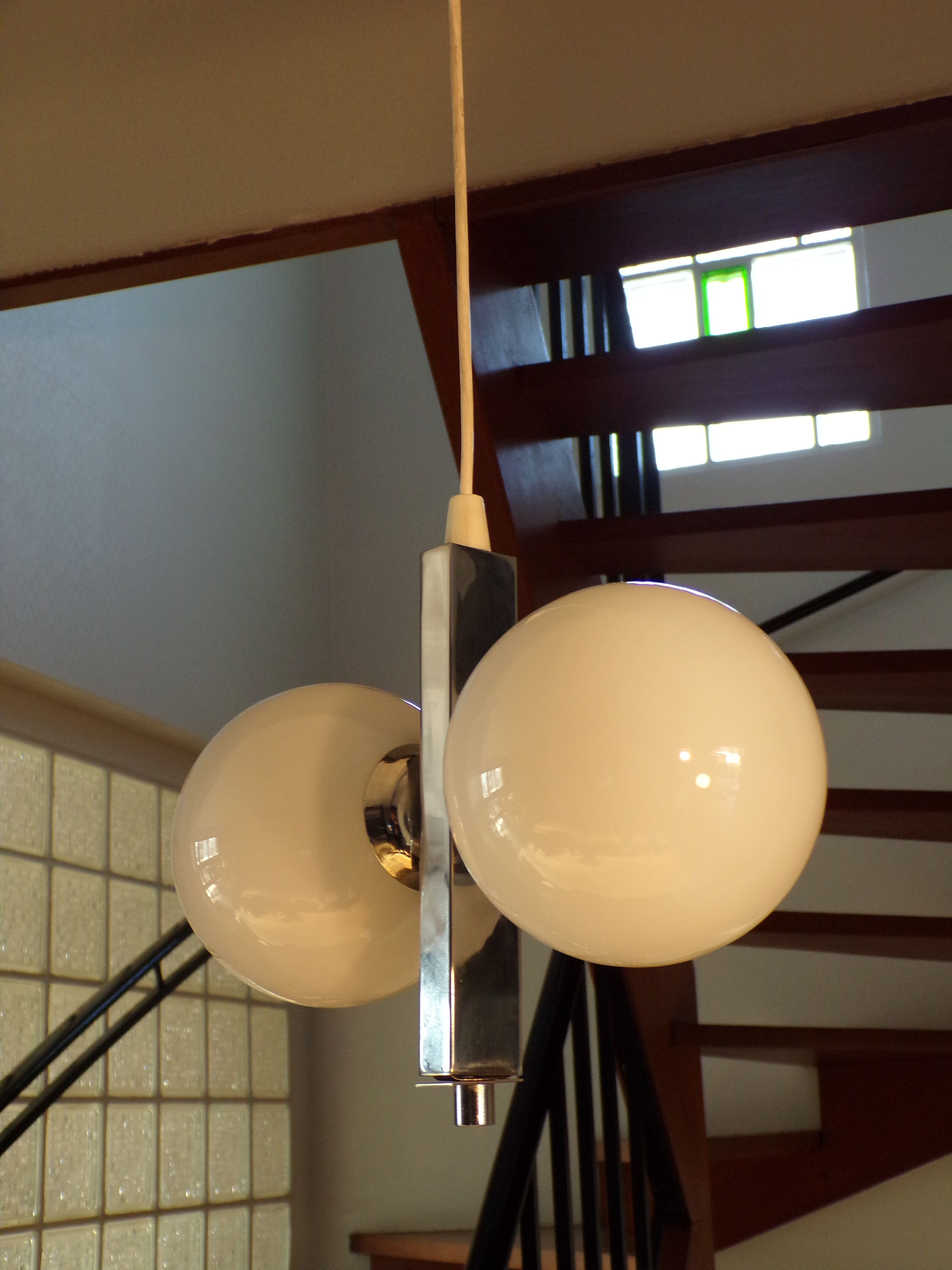 Space age hanging lamp