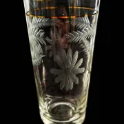 Four engraved crystal glasses from La Granja, with gilded edges, early 20th century.