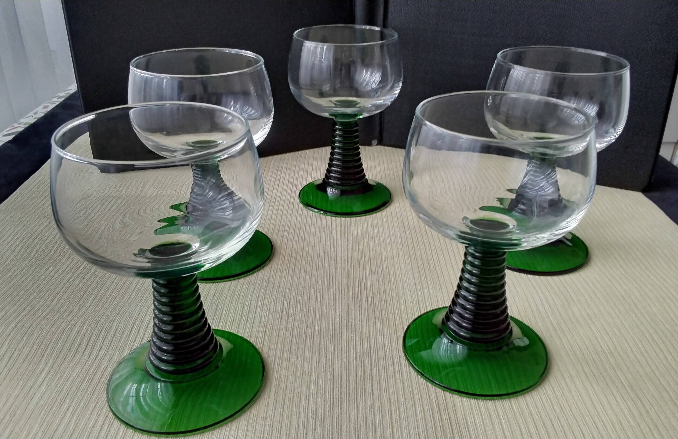 5 large white wine glasses in Alsace Roemer style