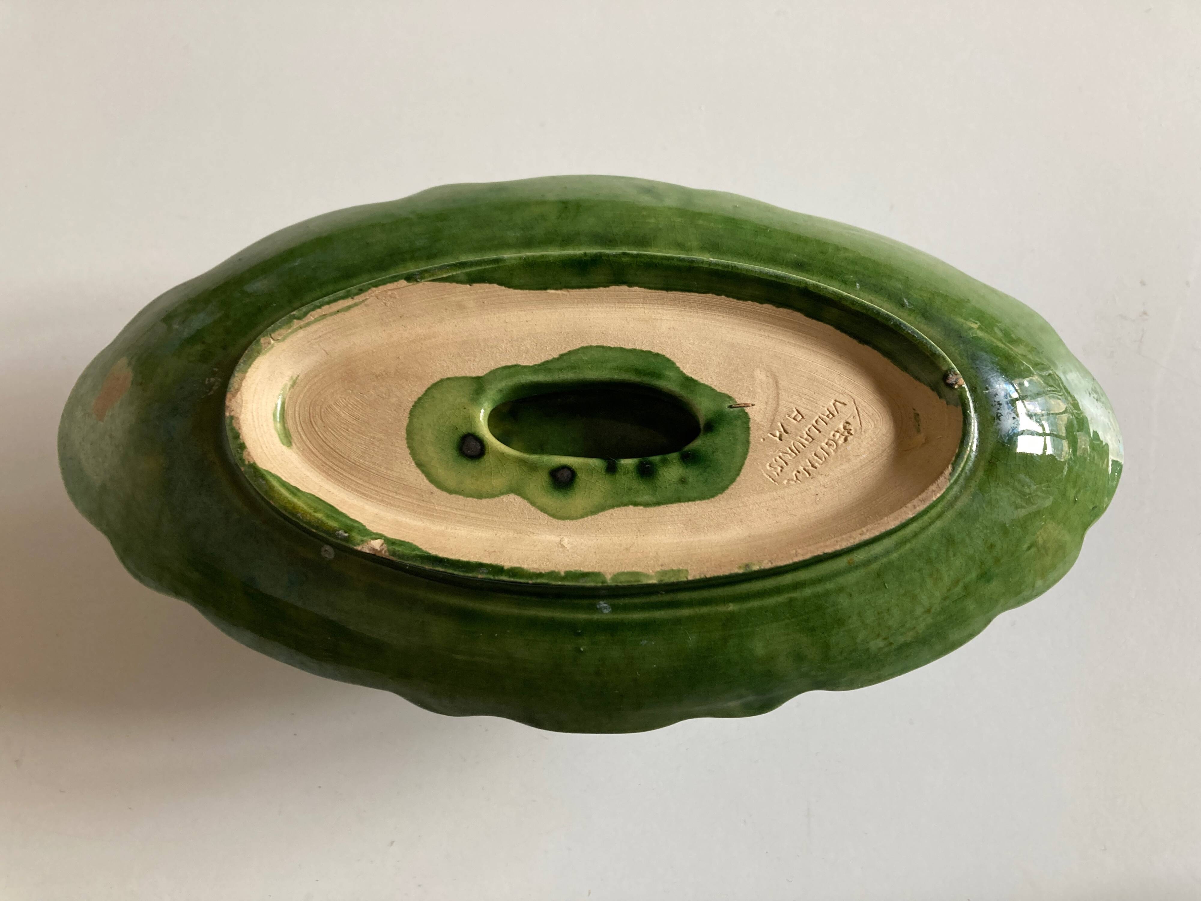 Glazed clay sauce with neoclassical festoons Aegitna Vallauris 1950