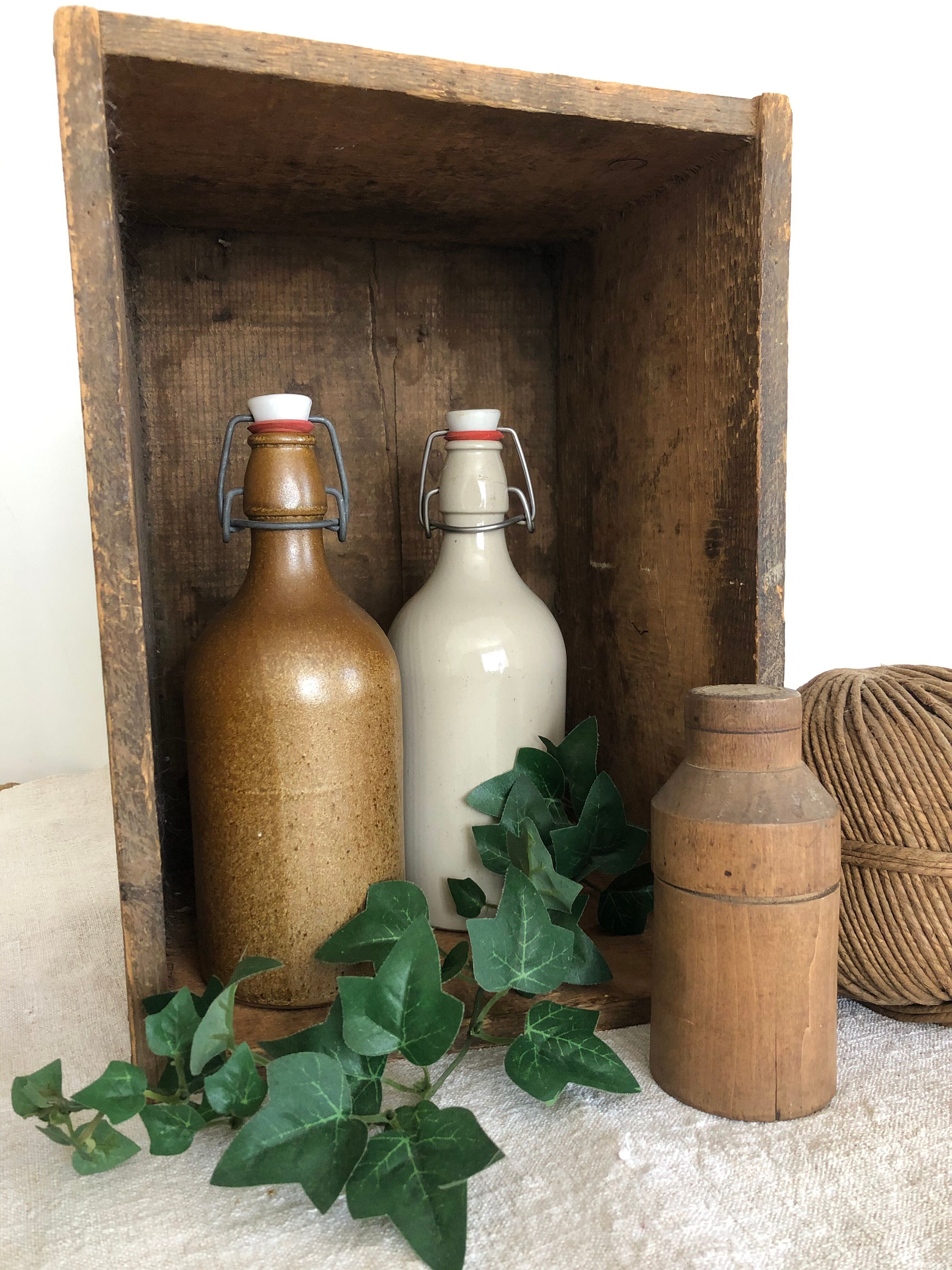 Duo de bouteilles en grès