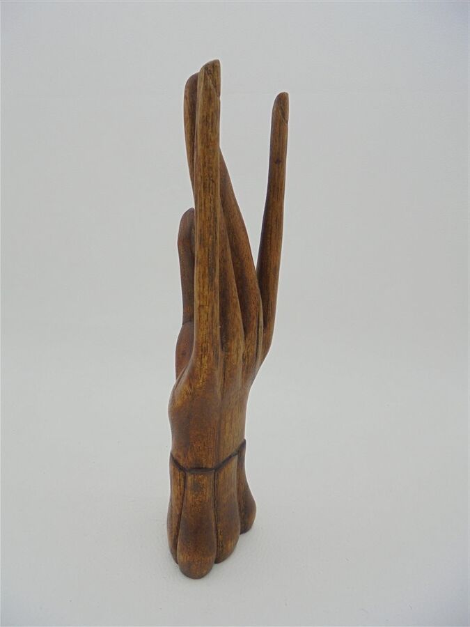 Baguier main en bois