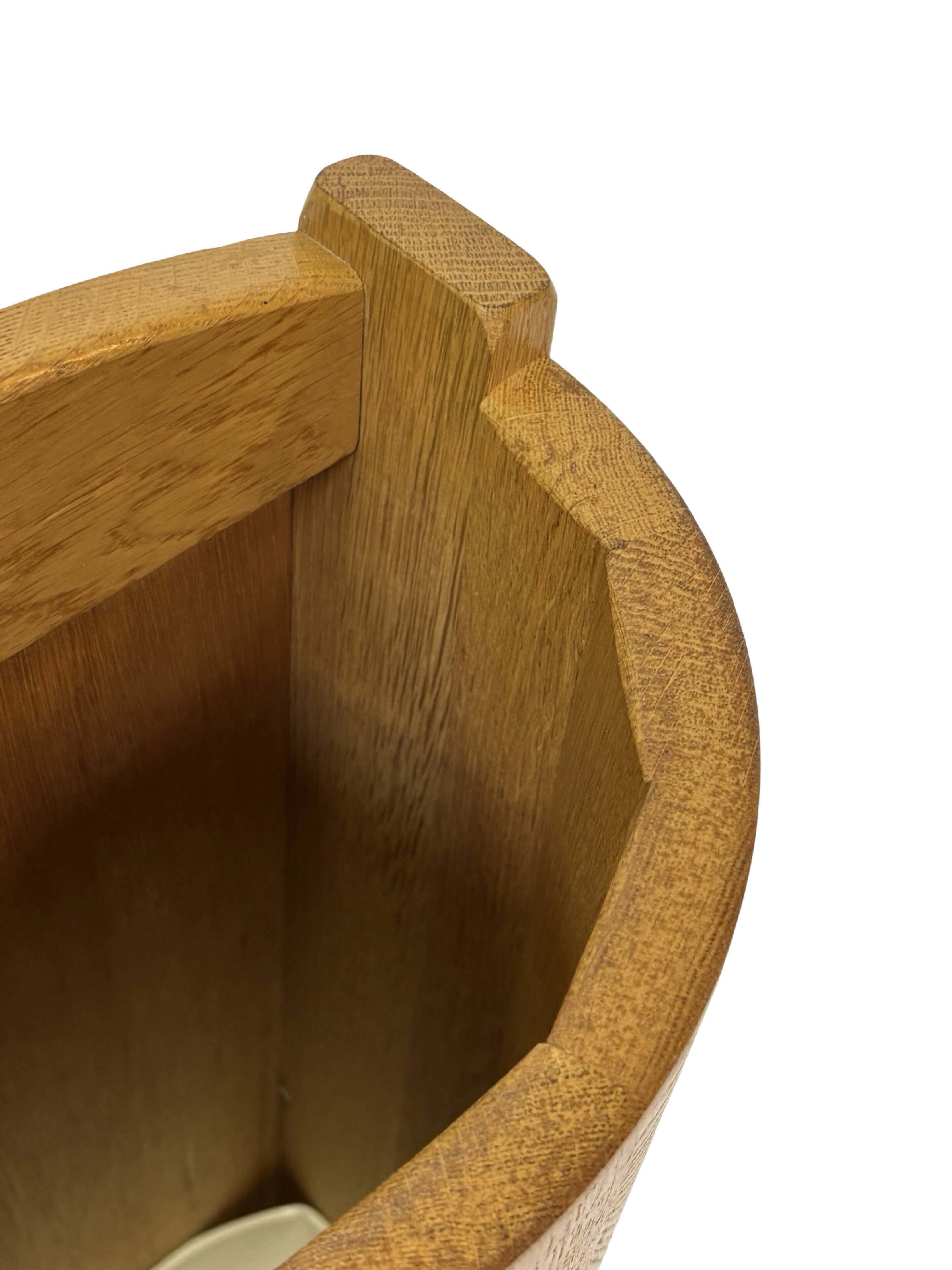 Porte-parapluie vintage en chêne, design de rangement minimaliste des années 60