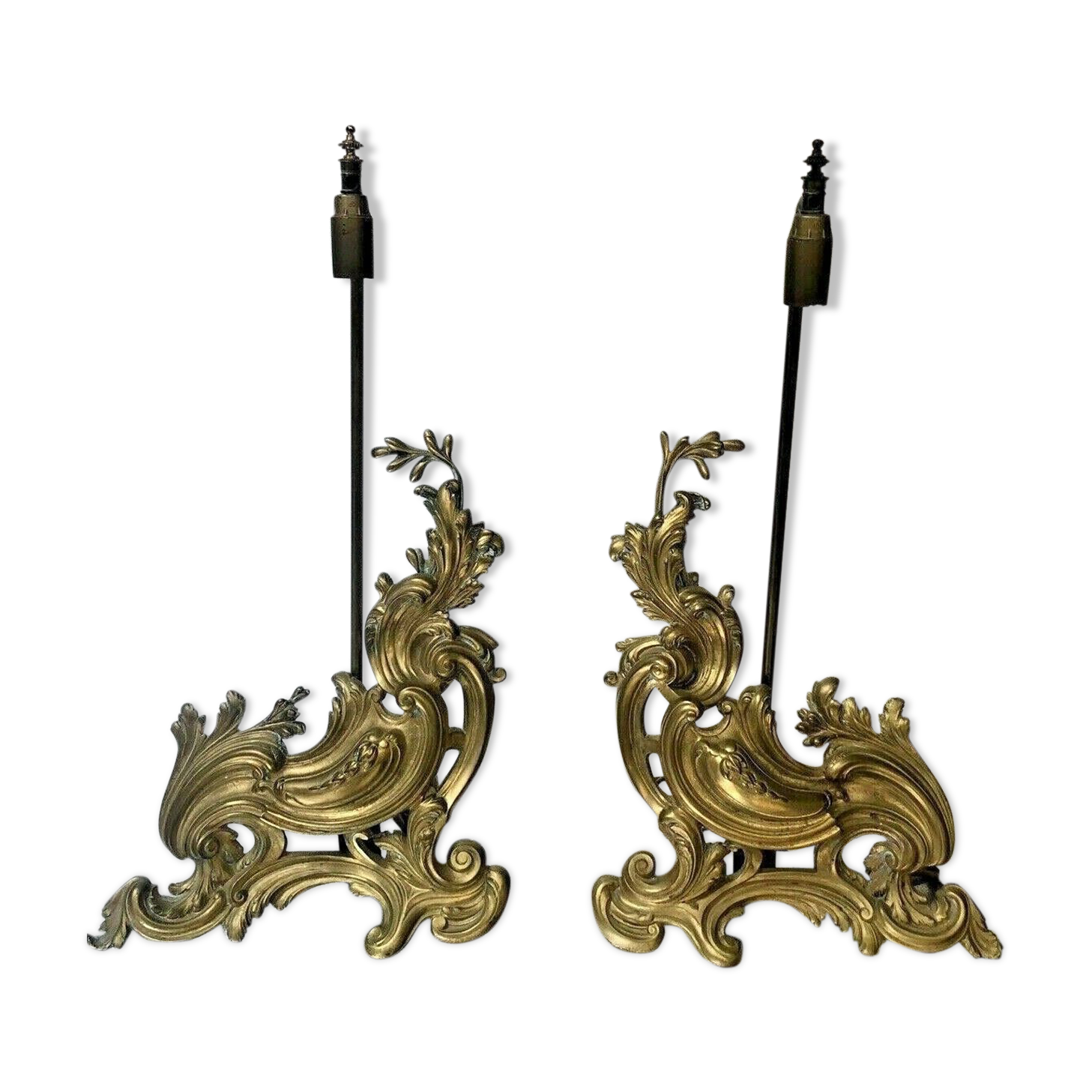 Paire lampe XlXème, devant de cheminée bronze rocaille style Louis XV