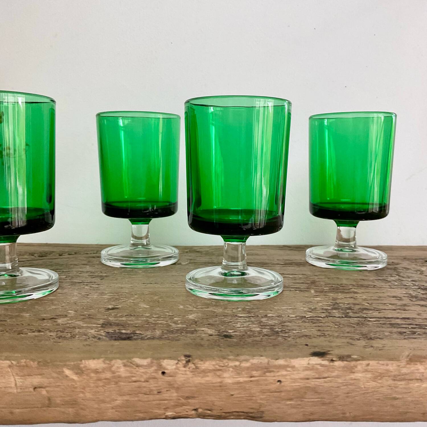 4 small green LUMINARC “Sweden” glasses
