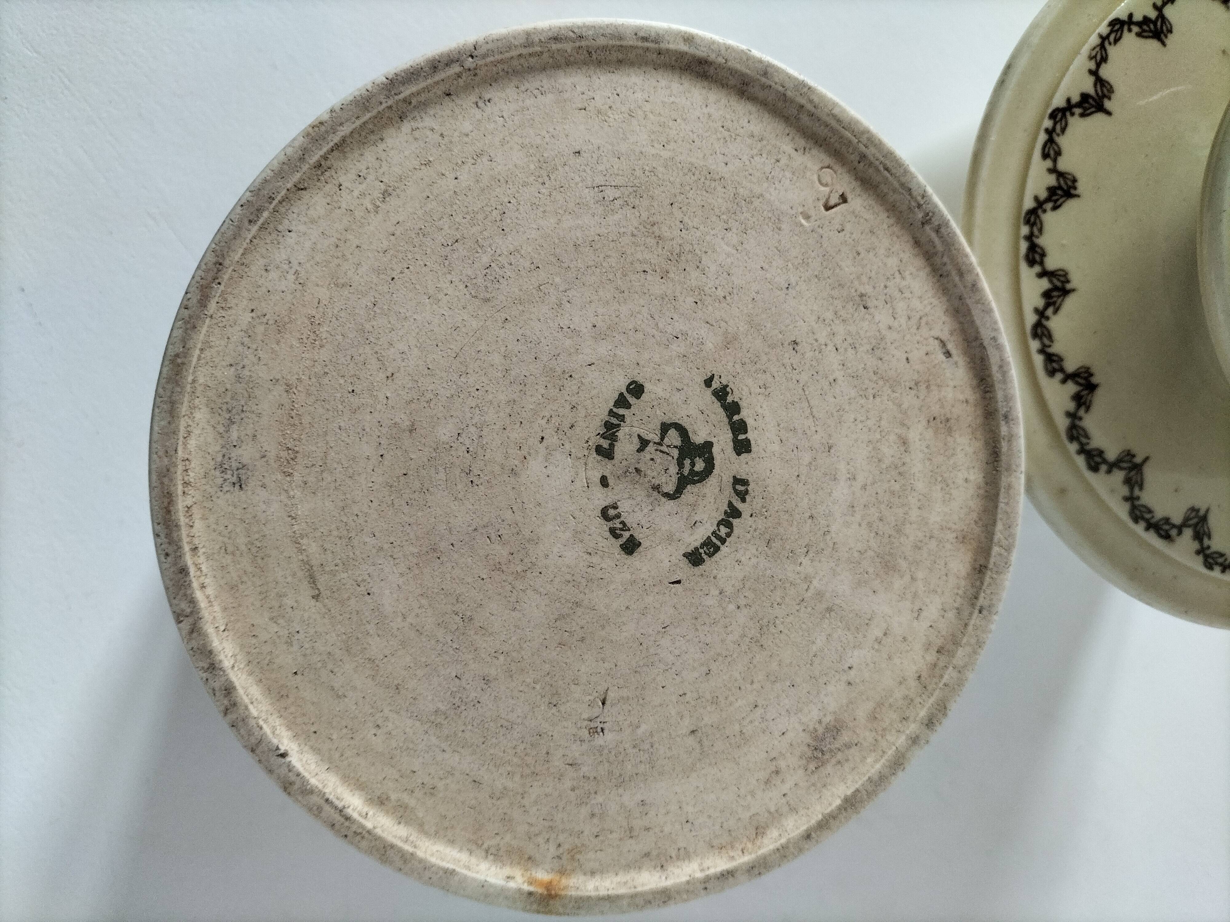 Beurrier à eau Saint-Uze Revol, décor lierre, modèle n°312, avant 1911