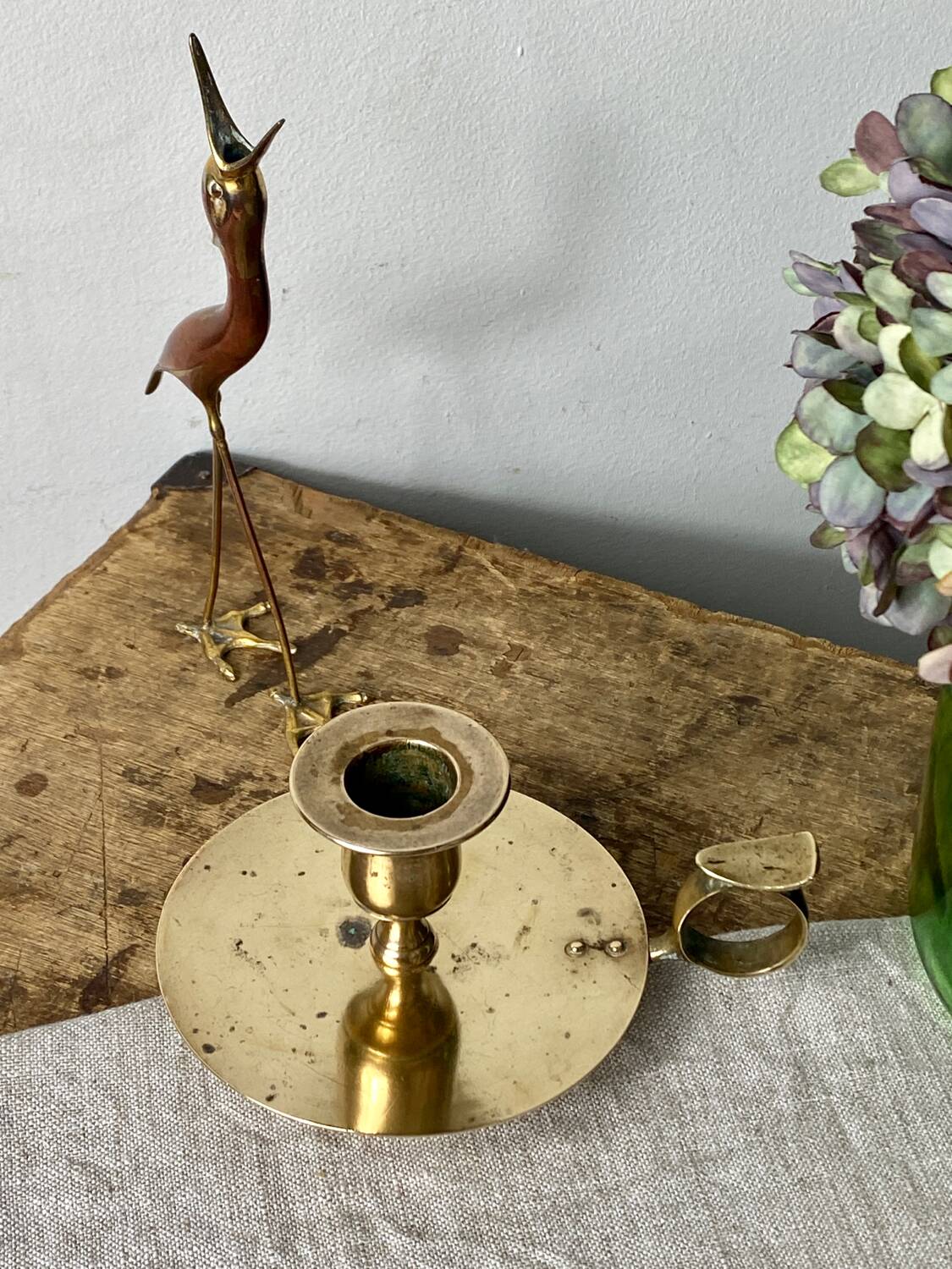 Cellar rat candle holder with brass ring