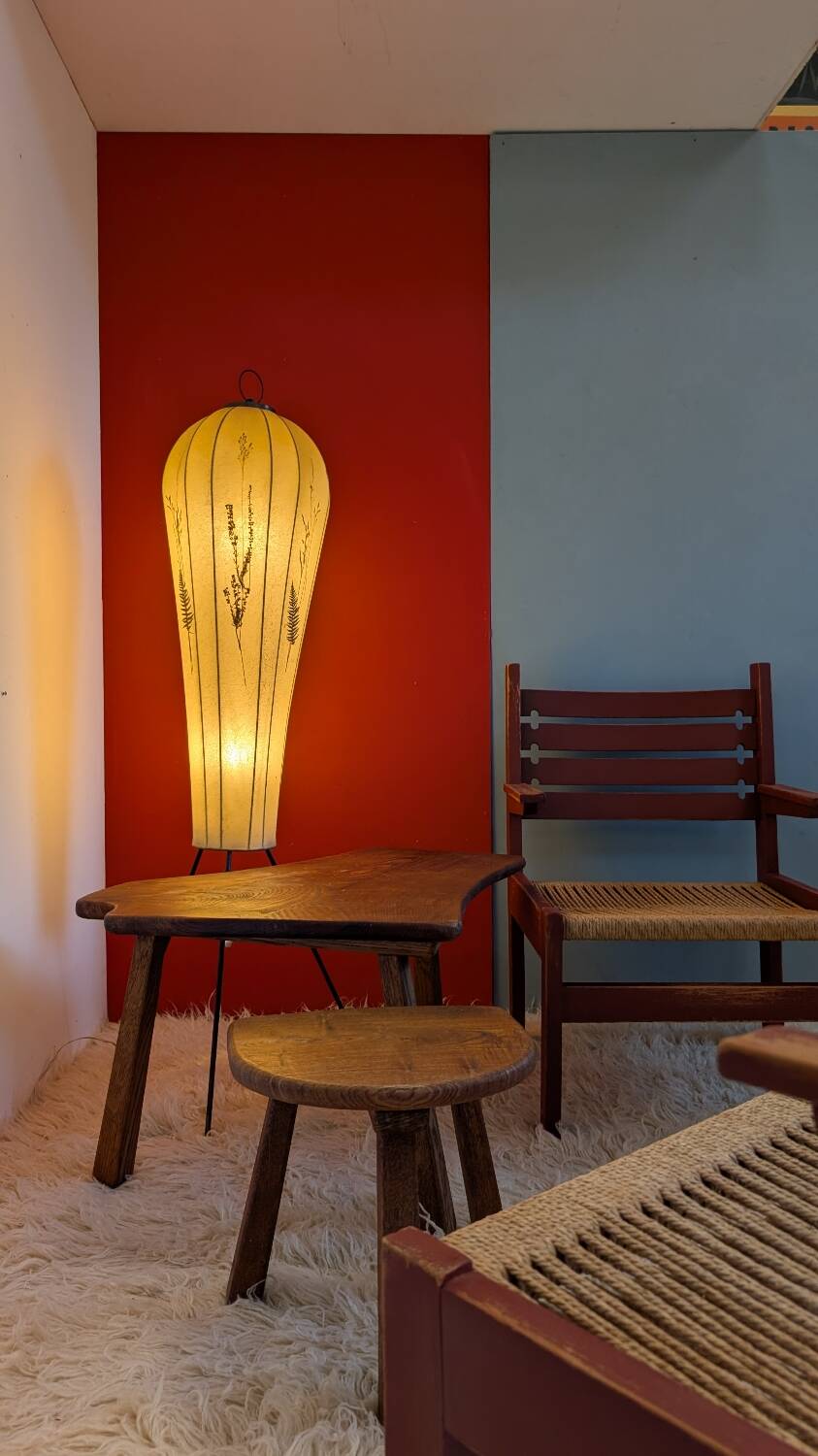 Tabouret tripode chêne massif - brutaliste