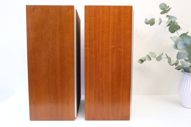 Vintage speakers by Pearl brand from the 1970s