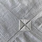 Nappe et 12 serviettes brodées et monogrammées