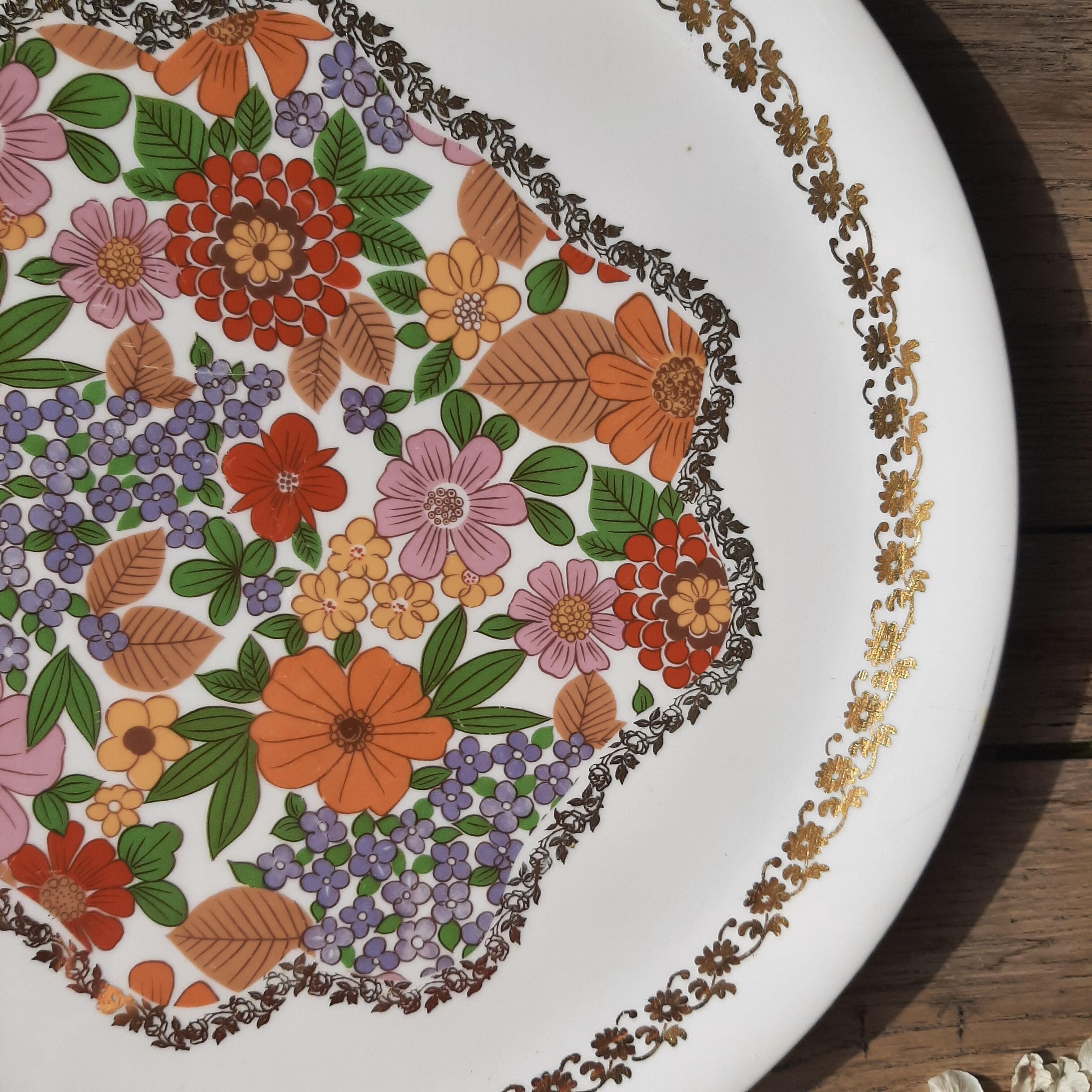 Plate presentation Pillivuyt orange flowers