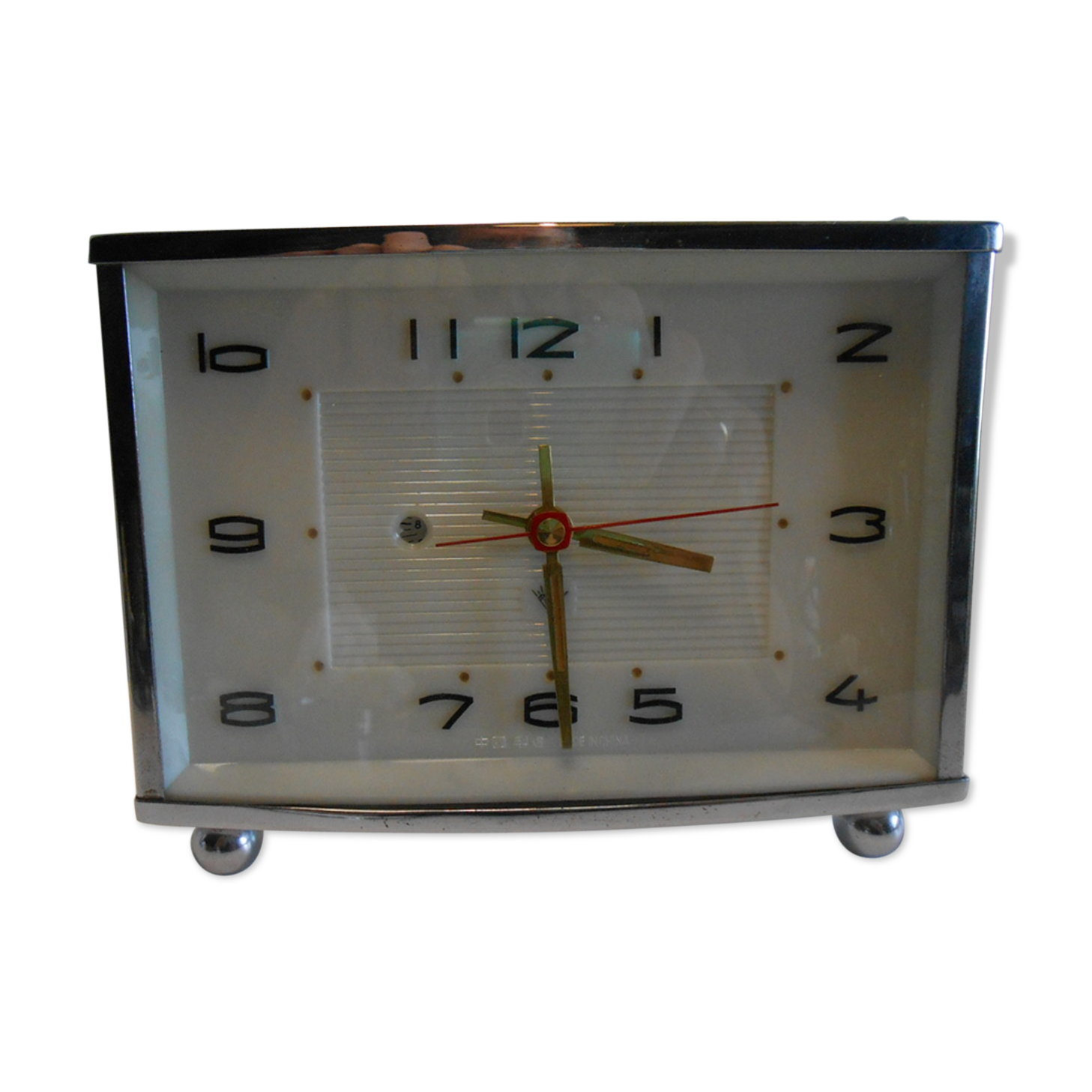 Reveil diamond vintage bakelite chrome