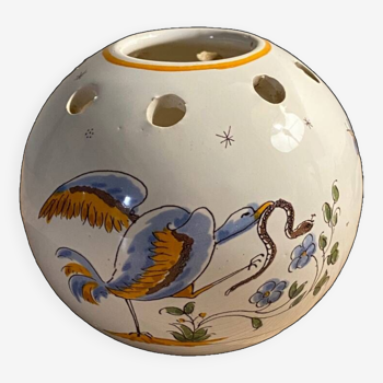 Vase /pique fleurs - ceramique  - decor vieux moustiers  - oiseau et fleur
