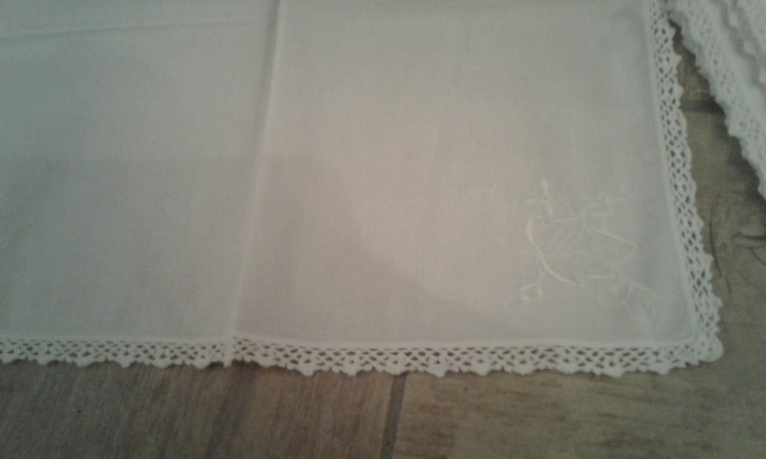 Set of 8 cotton towels and cotton lace