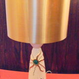 Longwy-designed lamp pose