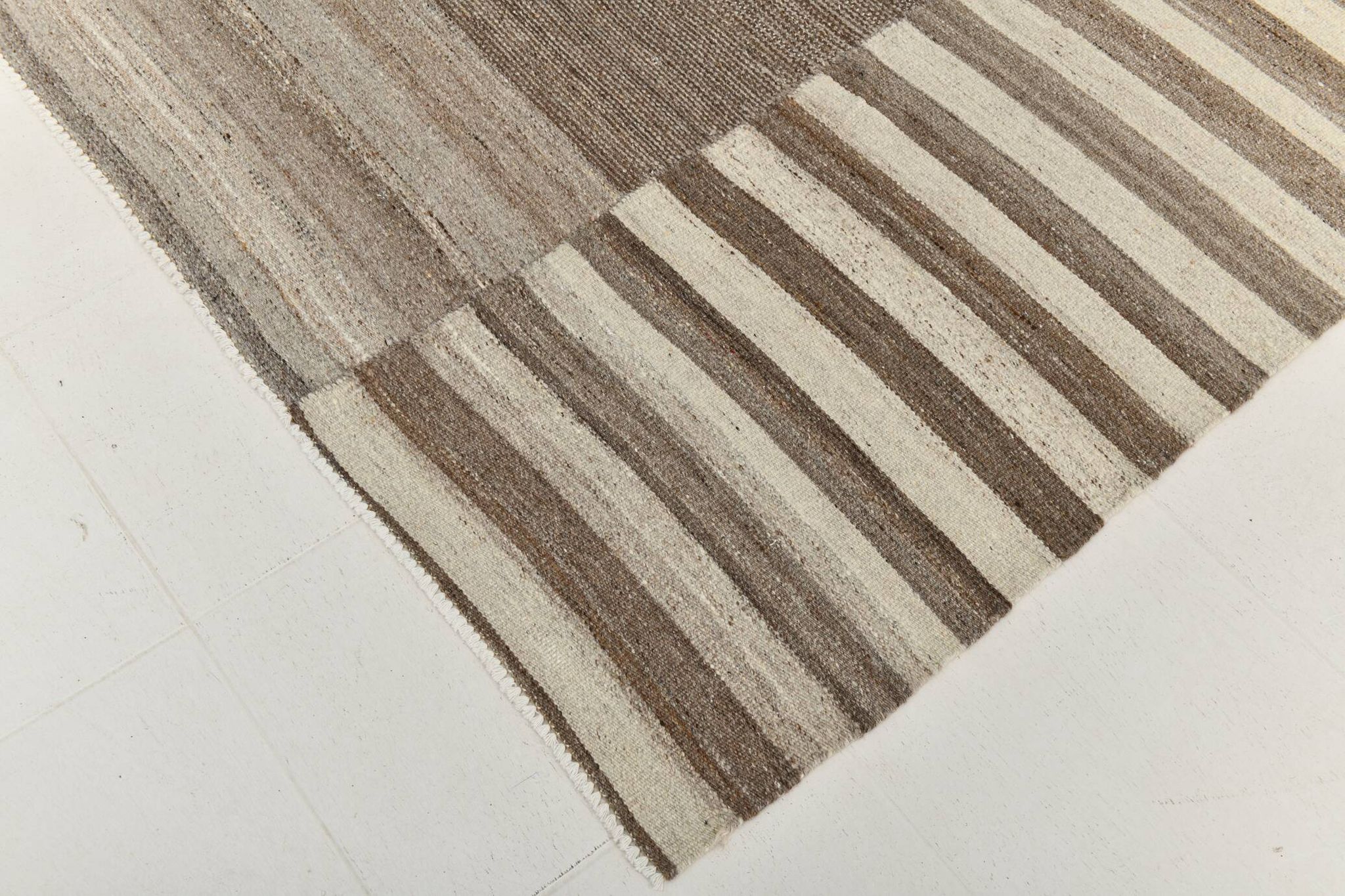 Beige Brown Oversize Vintage Kilim Rug, 322x388Cm