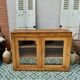 Vitrine en bois brut