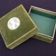 Box covered in velvet Linetti Profuni-Venezia medallion representing Madame La Marquise de Pompad