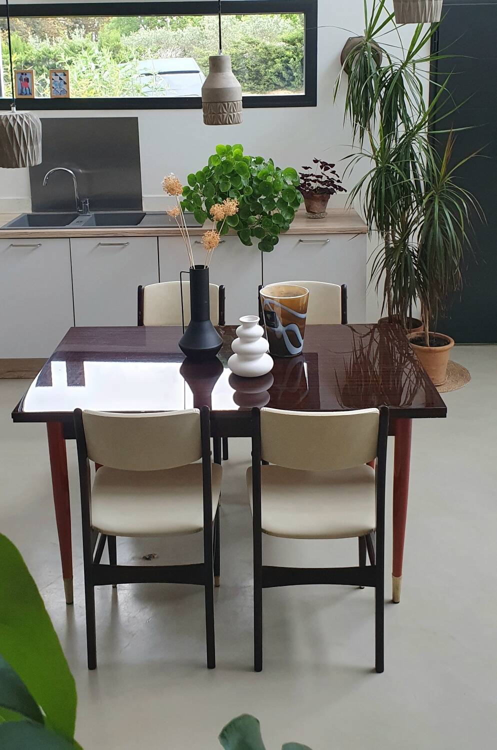 Vintage dining room
