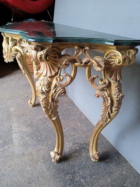 Console Louis XV bois sculpté doré