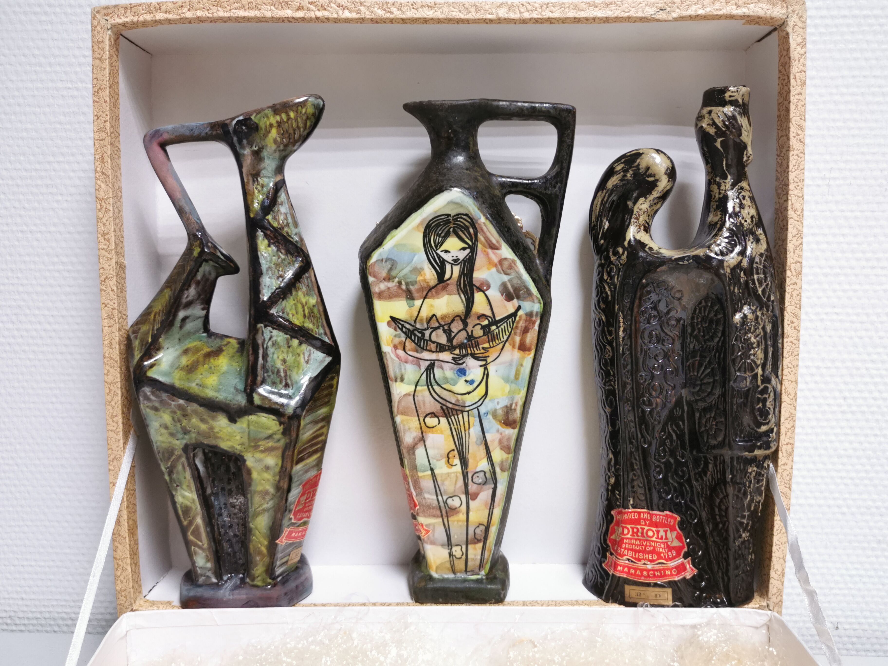 box of 3 vintage decanters , Ceramic bottles Italy DRIOLI MARASCHINO