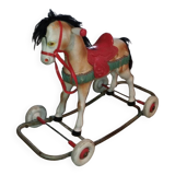 Cheval à bascule