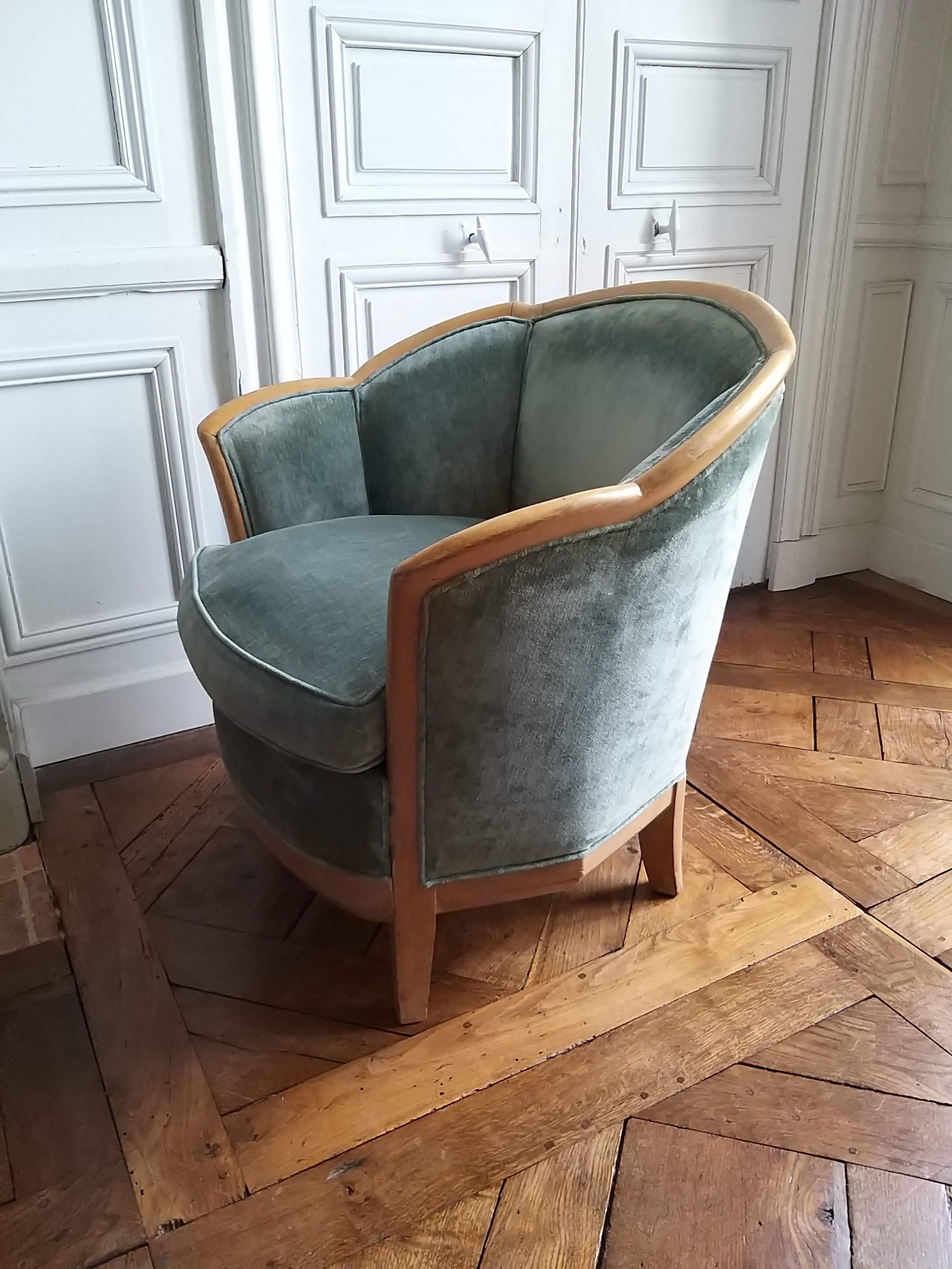 Vintage Art Deco style chair design Rosello in Paris