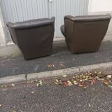 Pair of Chesterfield armchairs with footrest