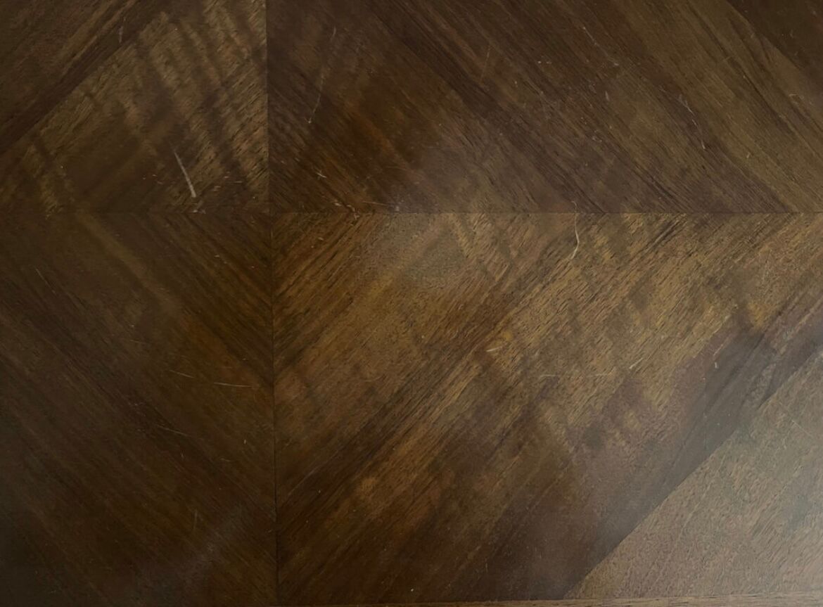 Louis XV writing table/desk