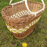 Vintage woven wicker and scoubidou basket