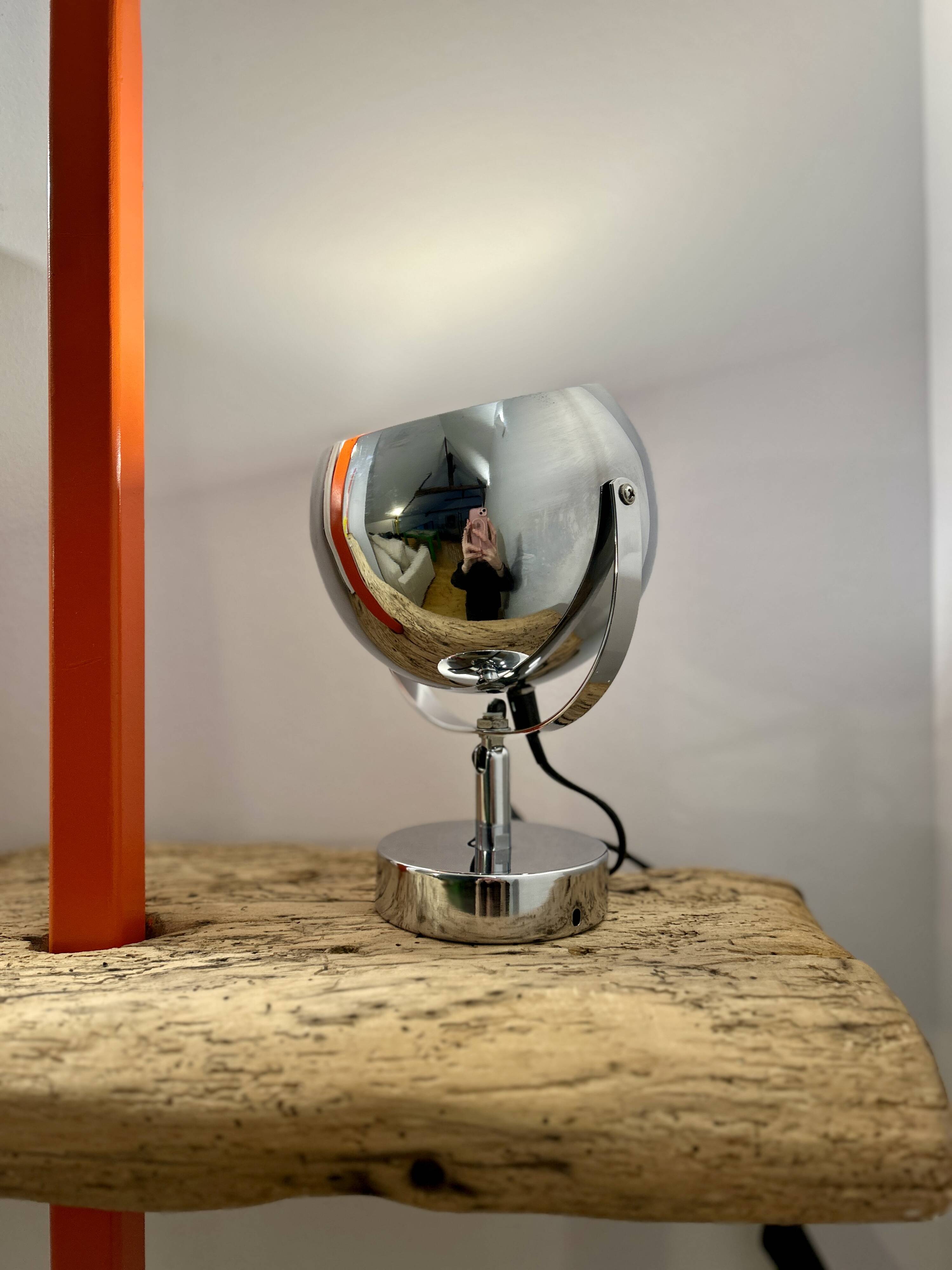 Chrome eyeball lamp