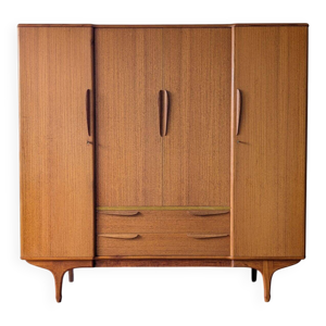 Armoire en teck Tricoire